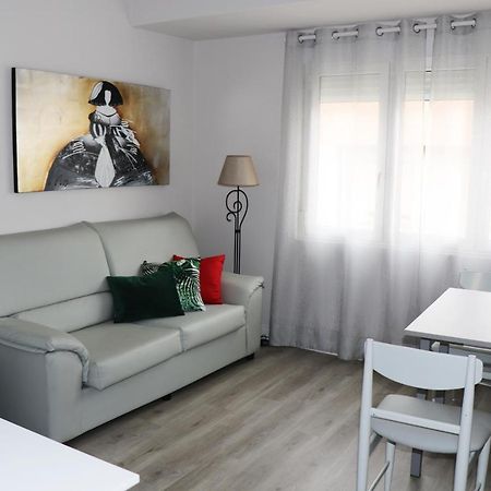 Kasetas Apartment'S Sarria Dış mekan fotoğraf