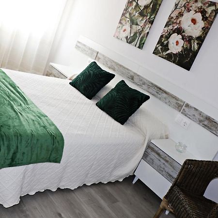Kasetas Apartment'S Sarria Dış mekan fotoğraf